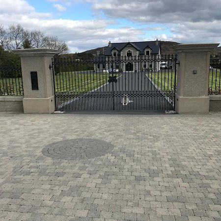 1 Gullion Lodge 纽里 外观 照片